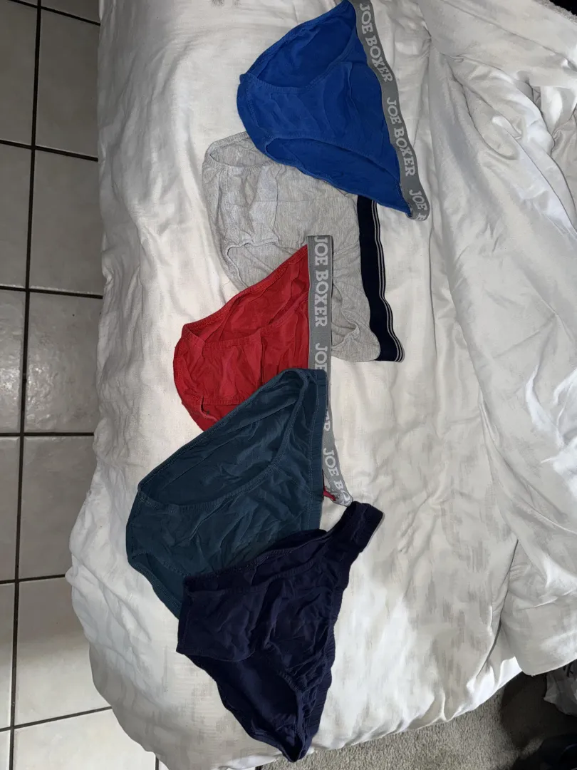 Dm me for a pair femboy posted by LaLoca305