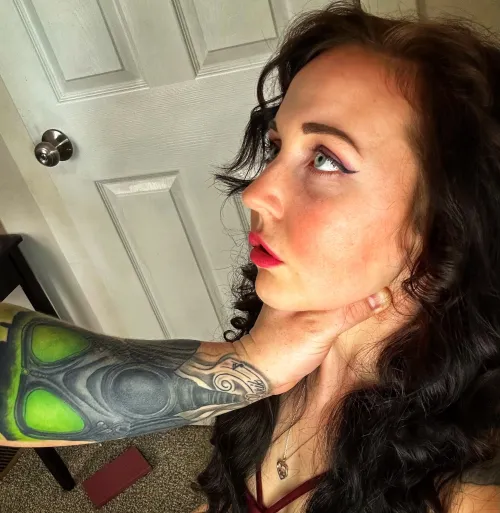 Dm usss too share my wifes mouth please be ready to verify by LyrikBrown