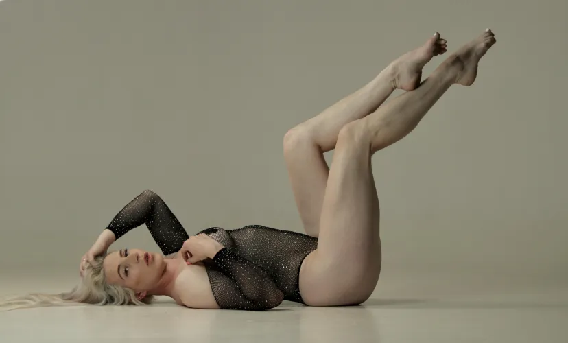 Do I fit your naughty stepmom fantasy? by MilkAndThiccness