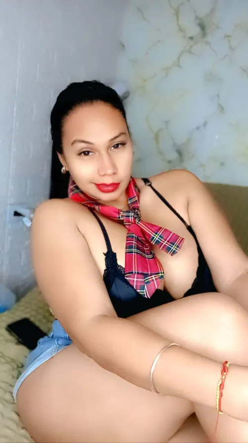 Do I have to work hard to get you hard? by DonnaLiftphobia