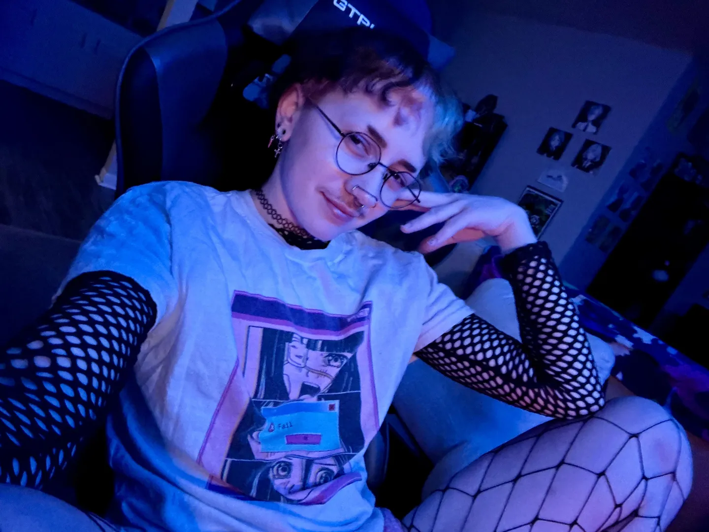 do i look good for you? posted by xthisfelix