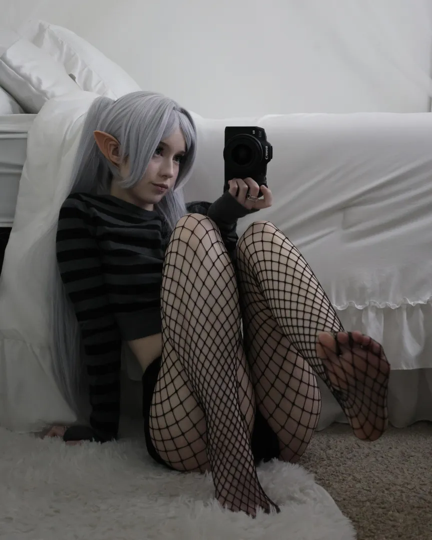 Do i look hot in this? posted by spinechilll