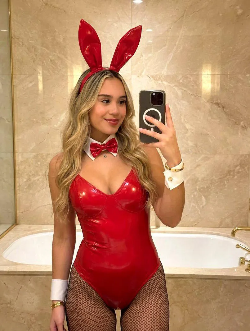 do i look like trouble? posted by SunnyPetalss