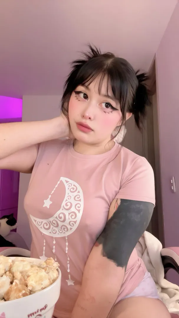 Do I look pretty enough? posted by PeachNuzzle