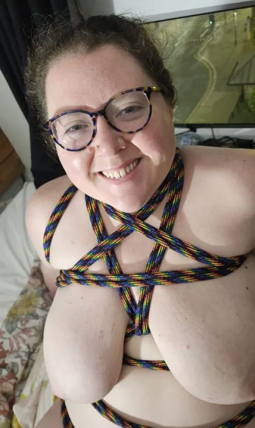 Do I look pretty in rope? by YourCanadianBBWDream