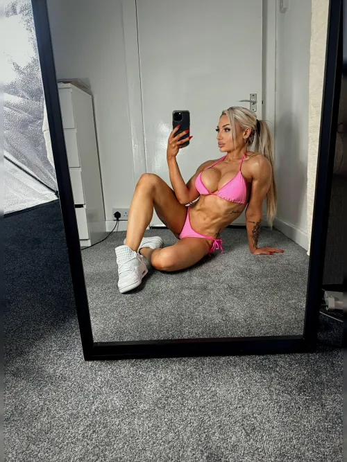 do i pass as ur next blondie babe by flowerbluee