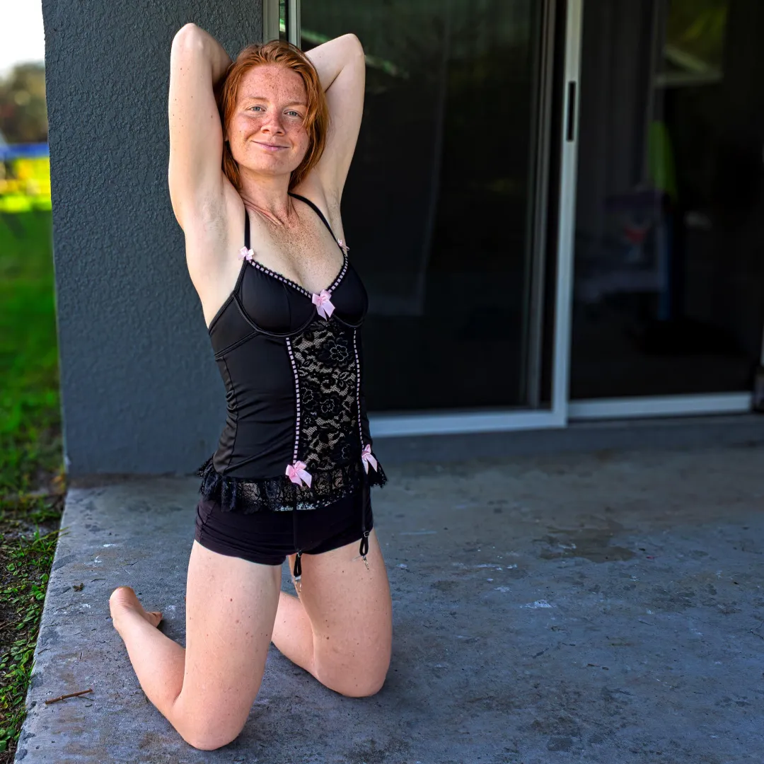 do modern men like hairy girls? posted by --lily-rose--