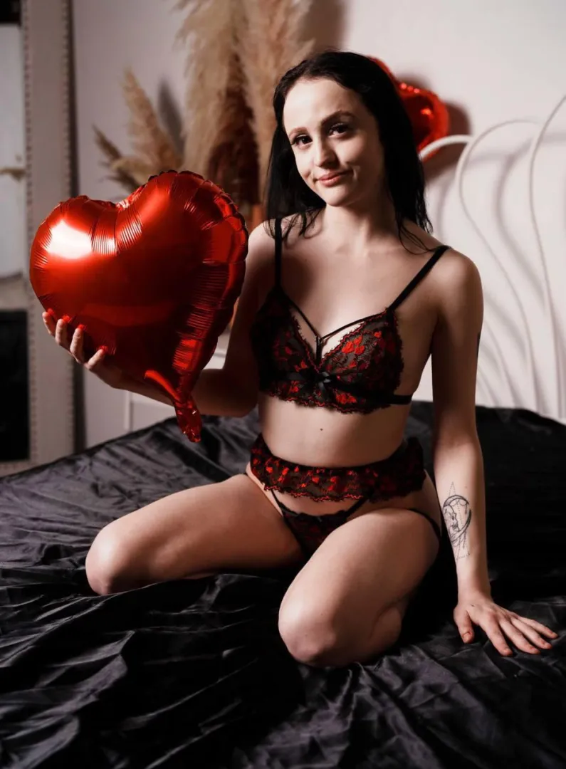 do not let the innocent look fool you because i know what i am doing posted by butterlili