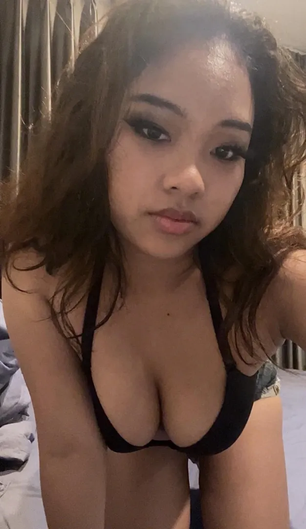 do u like tanned asians? posted by thesirenlunaa