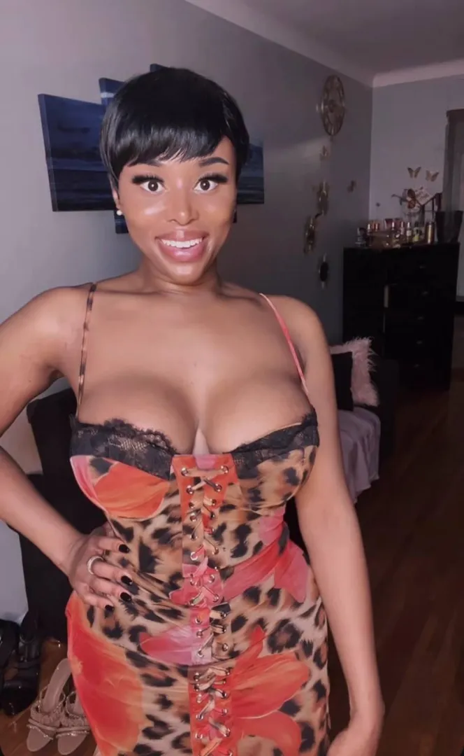 Do u want me to be ur first  BBC trans experience  posted by bbcTransLiraqueen