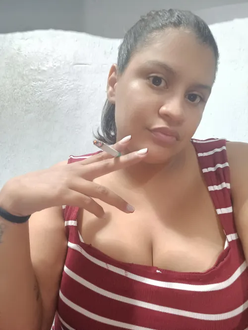 Do we smoke? by AmaMich