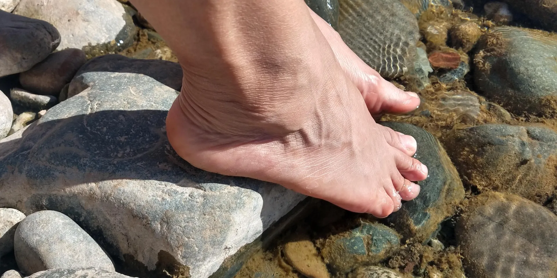 Do you also feel calmer when you walk barefoot? posted by Over-Highlight7914