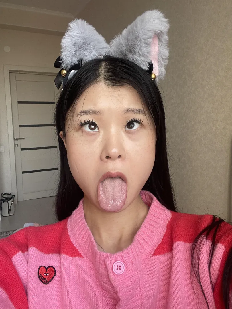 do you find my ahegao cute posted by SweetSexyGoddess