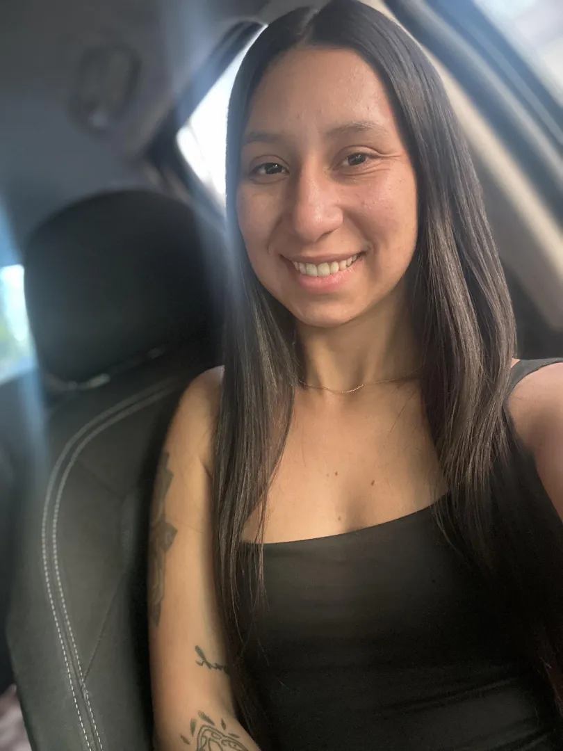 Do you like long and straight hair? posted by Brendyvip