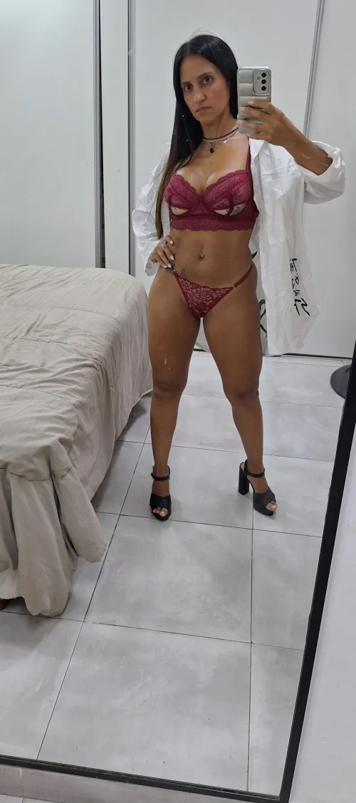 Do you like muscular legs? Does anyone want to train with me? by BRISABRAVE