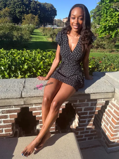 Do you like my dress by GoddessToniie