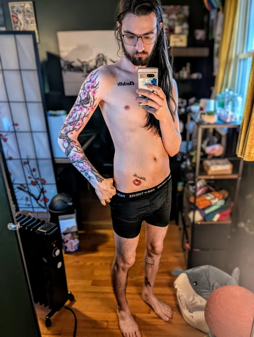 Do you like my new mirror? posted by MelodicAnxiety211