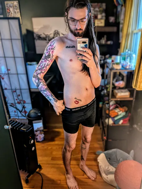 Do you like my new mirror? by MelodicAnxiety211