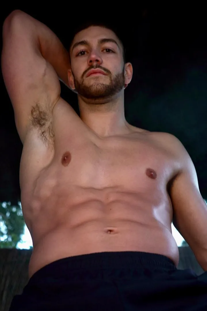 Do you like my nipples? posted by ItsTheRealKendalRyan