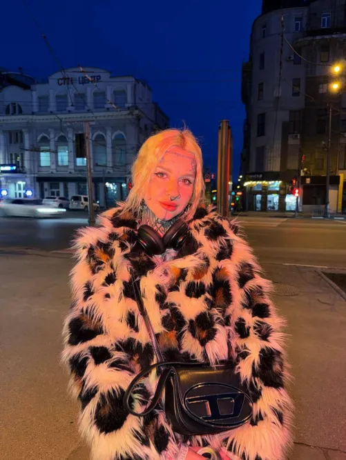 Do you like my outfit? by Muggle666