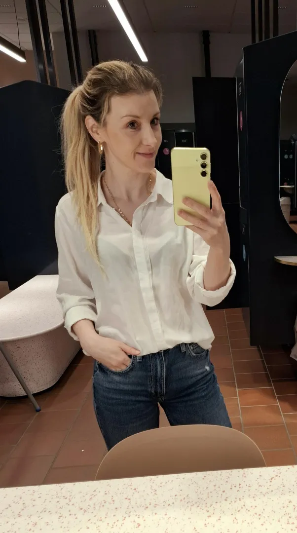 Do you like my outfit today??  and long blond hair ponytail! posted by Emi_Lila