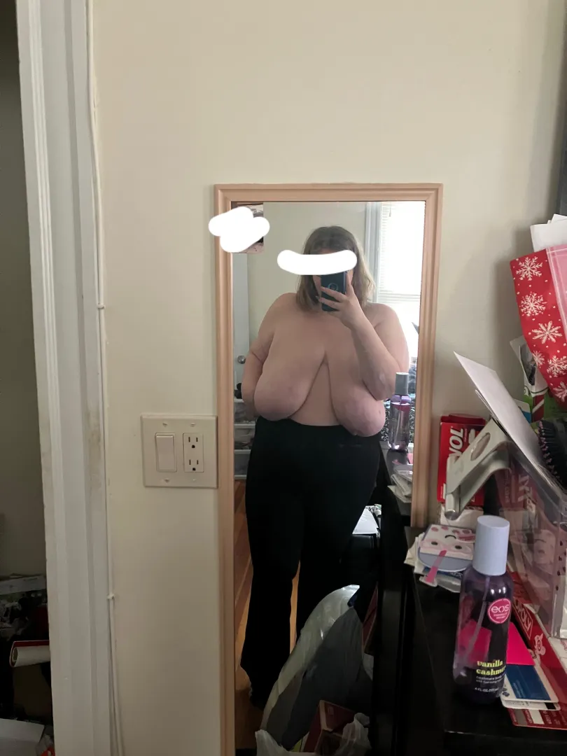 Do you like my saggy tits? posted by LustfulLana214