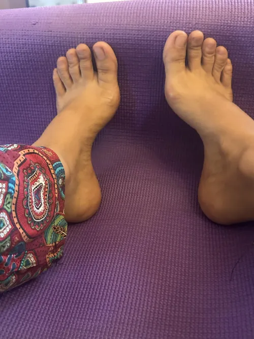 Do you like natural feet? by Sophie_100usd