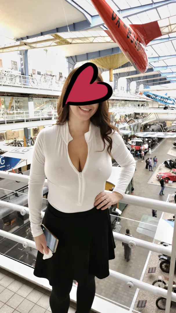 Do you like Prague? posted by pluggedprincess_69