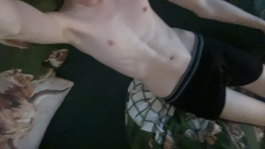 Do you like skinny ginger guys? by Altruistic_Ad_5278