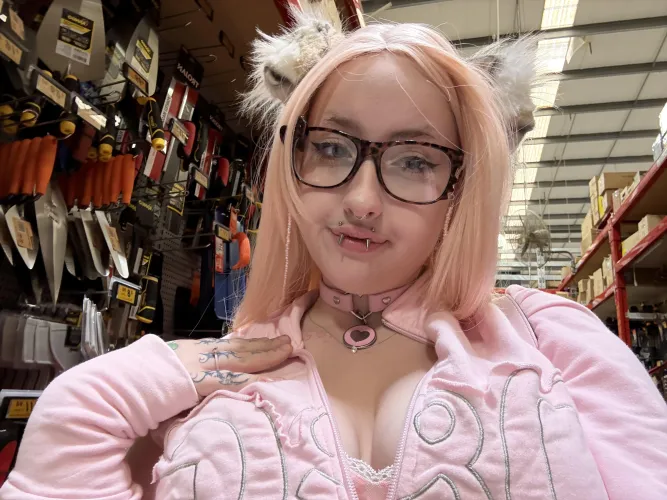 do you like small dogs? ✨ [OC] by MiffyBonez