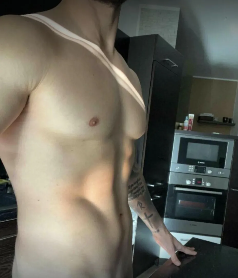 Do you Like Small ones? posted by Daddy-Fit1989