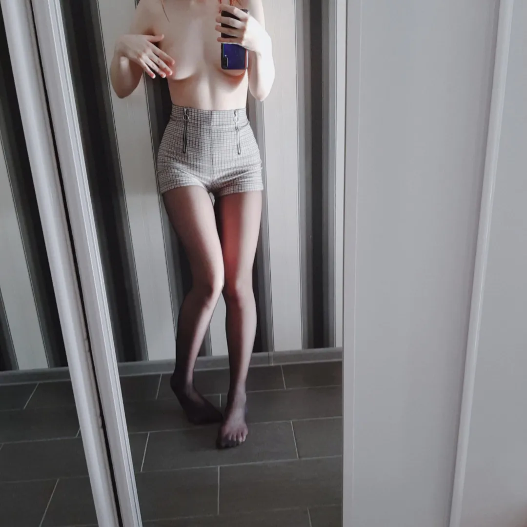 Do you like that view? posted by CreamPetitee