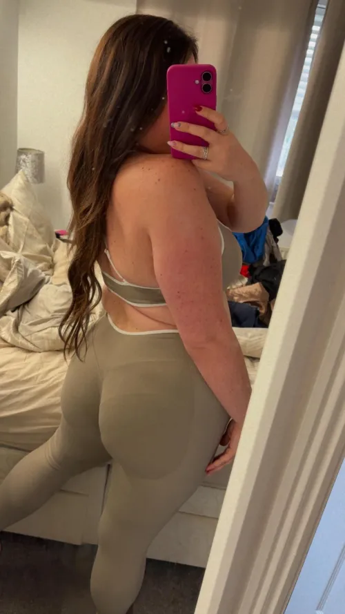 Do you like the view? by ddbustydd