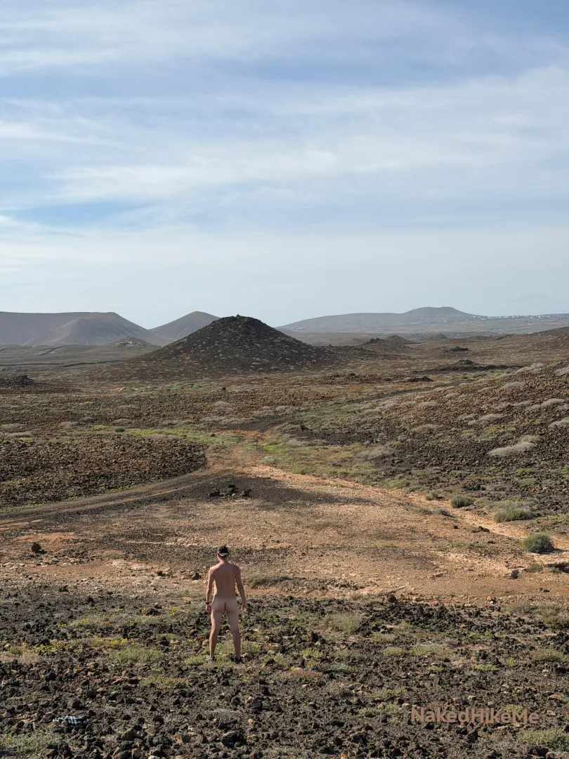 Do you like the view? posted by NakedHikeMe