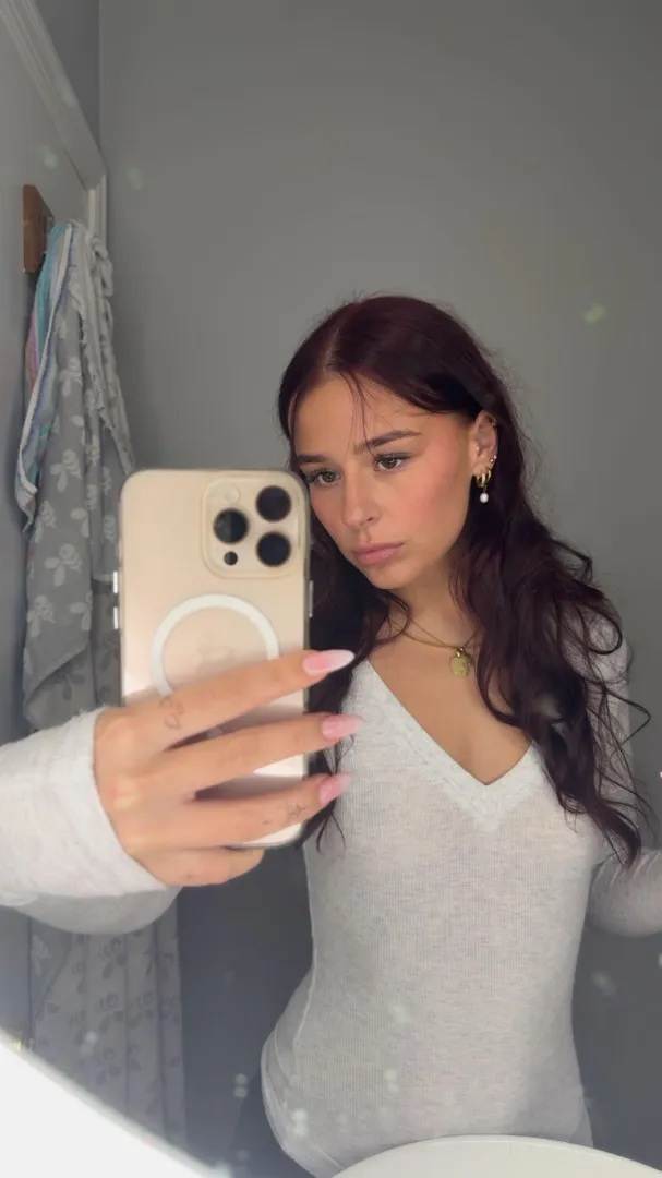 Do you like this simple set? posted by sophiemillurx