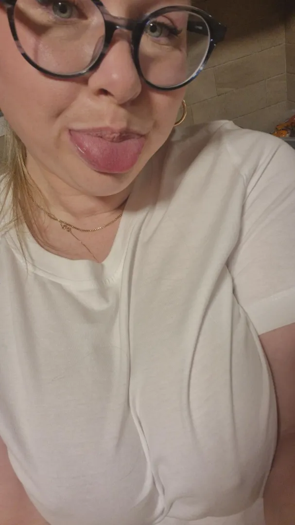 Do you like to see nipples poking through? posted by Dangerous_JewGirl