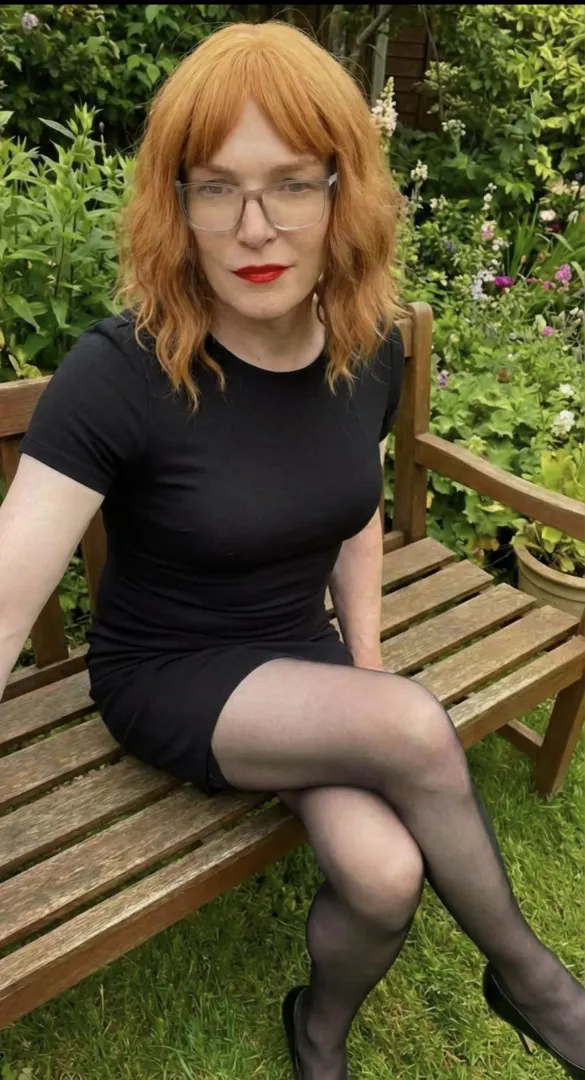 Do you need a new secretary x posted by Danielles__feet