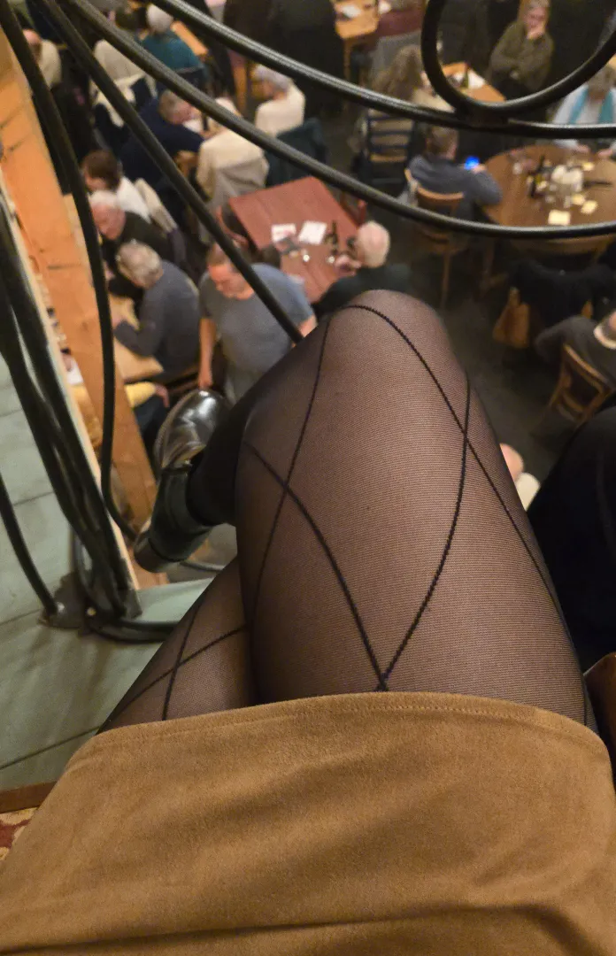 Do you often look up?.. posted by popruzhinka