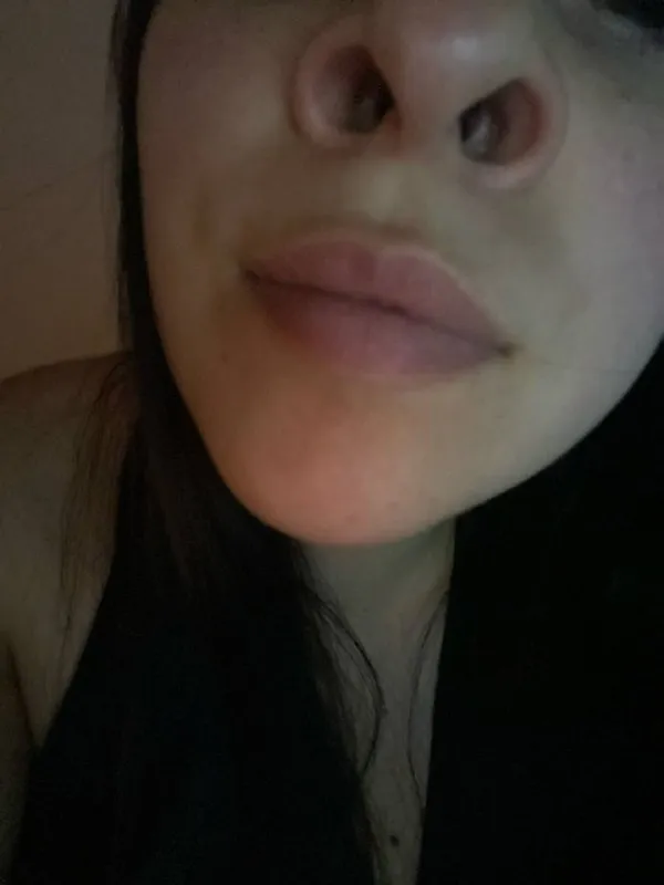 DO YOU PREFER LARGE OR SMALL NOSES? posted by babyydemonn