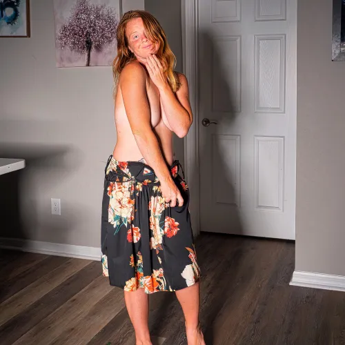 do you prefer me trimmed up or wild?✂️ by --lily-rose--