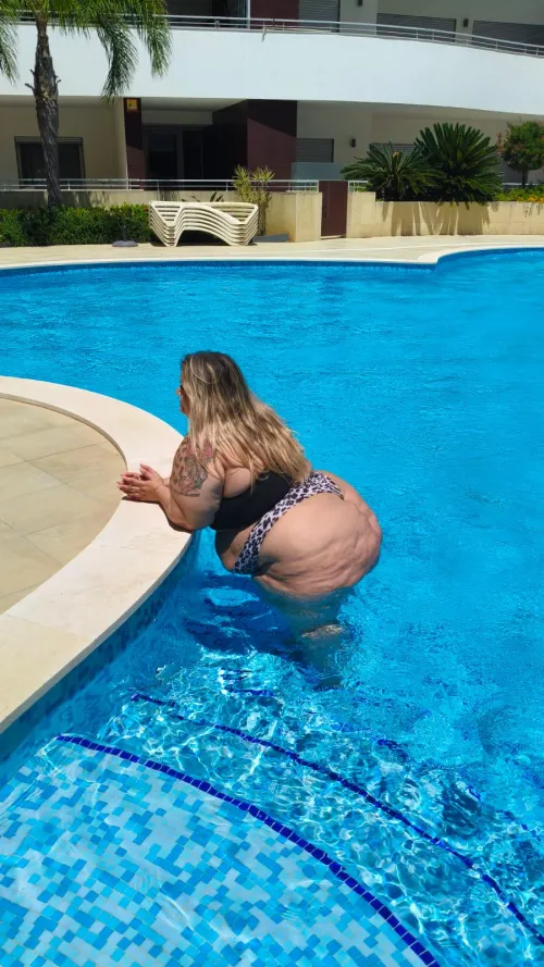 Do you prefer my belly hang or my cellulite? by KinkyFeline1