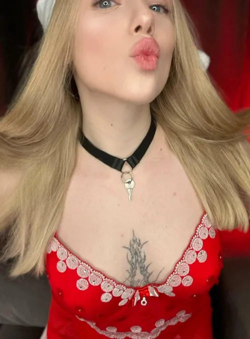 Do you prefer pegging with or without chastity? by WhimsySugar