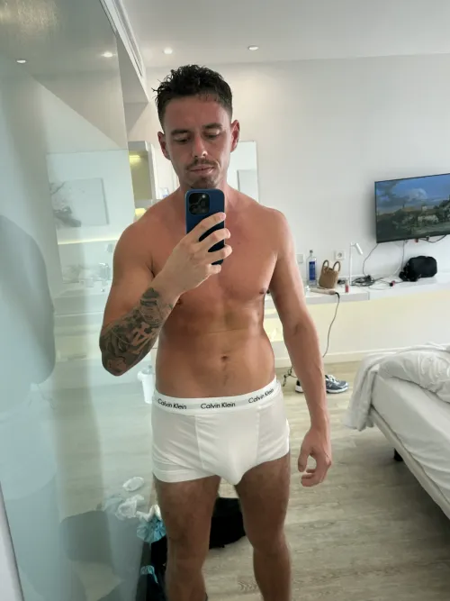 Do you suck soft dick to make it hard? by itsyourboyJJ1