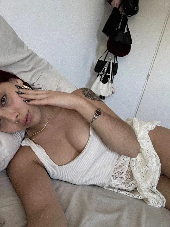 Do you think your hands can handle this 19yo petite body and small ass? posted by splendidStep