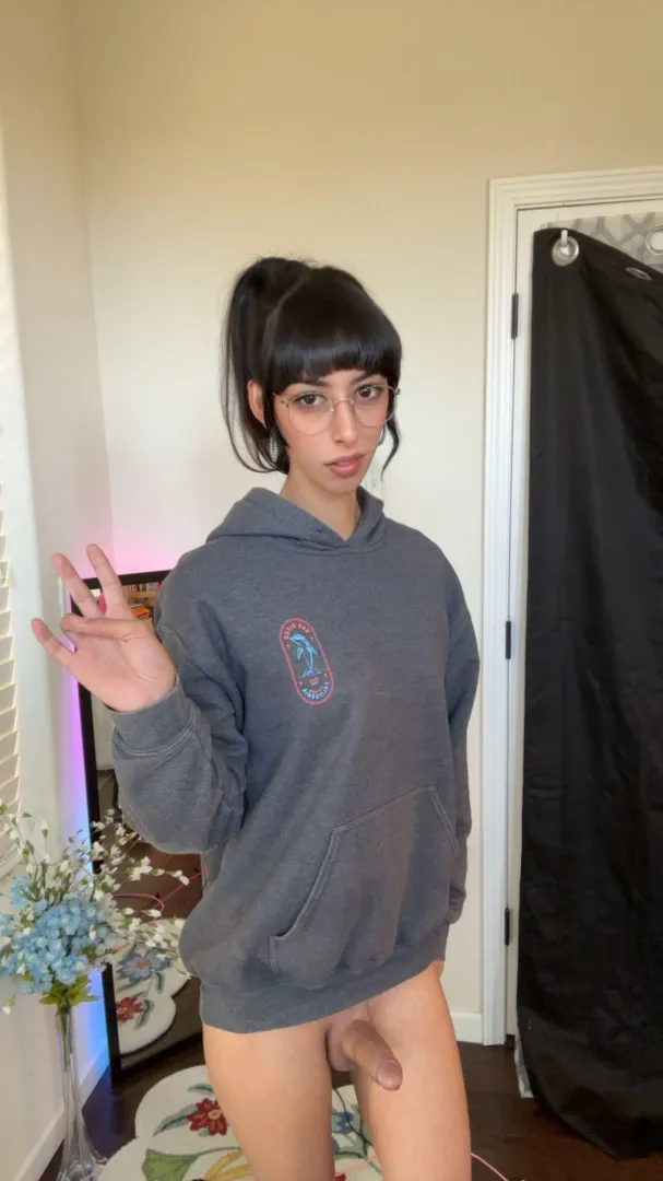 Do you wanna hang out with me knowing we might end up fucking later? posted by dawnrivera