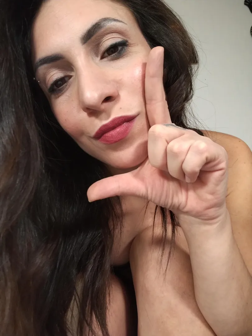 Do you want to feel useful? Come support your goddess posted by GoddessIlarya