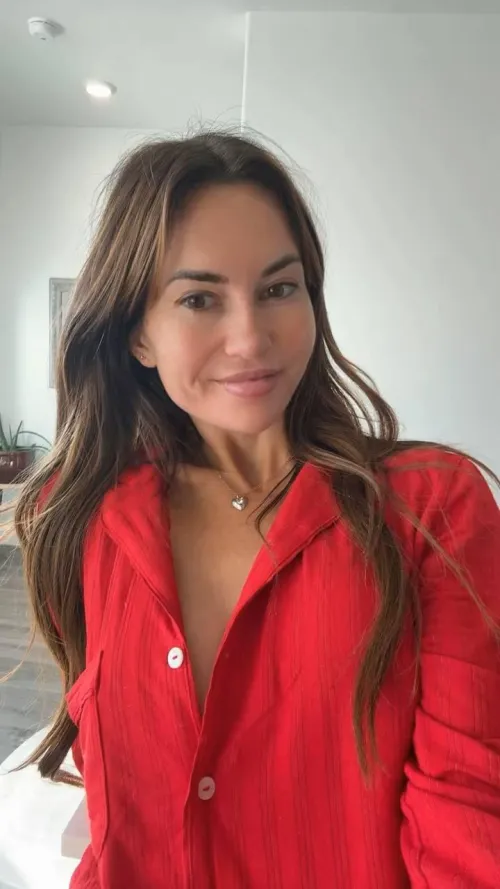 Do you want to play with me daddy? It's so turned on and ready for you by cutiebunnymoore