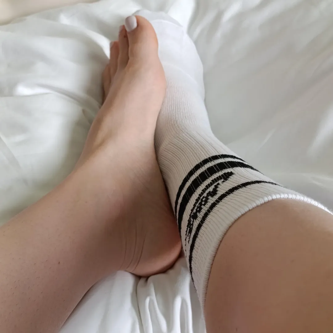 Do you want to take off my socks ,cute feet posted by EvinPrivateX