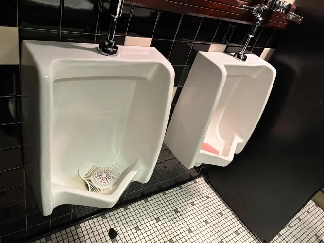 Docks Restaurant New York by mostuninhibited