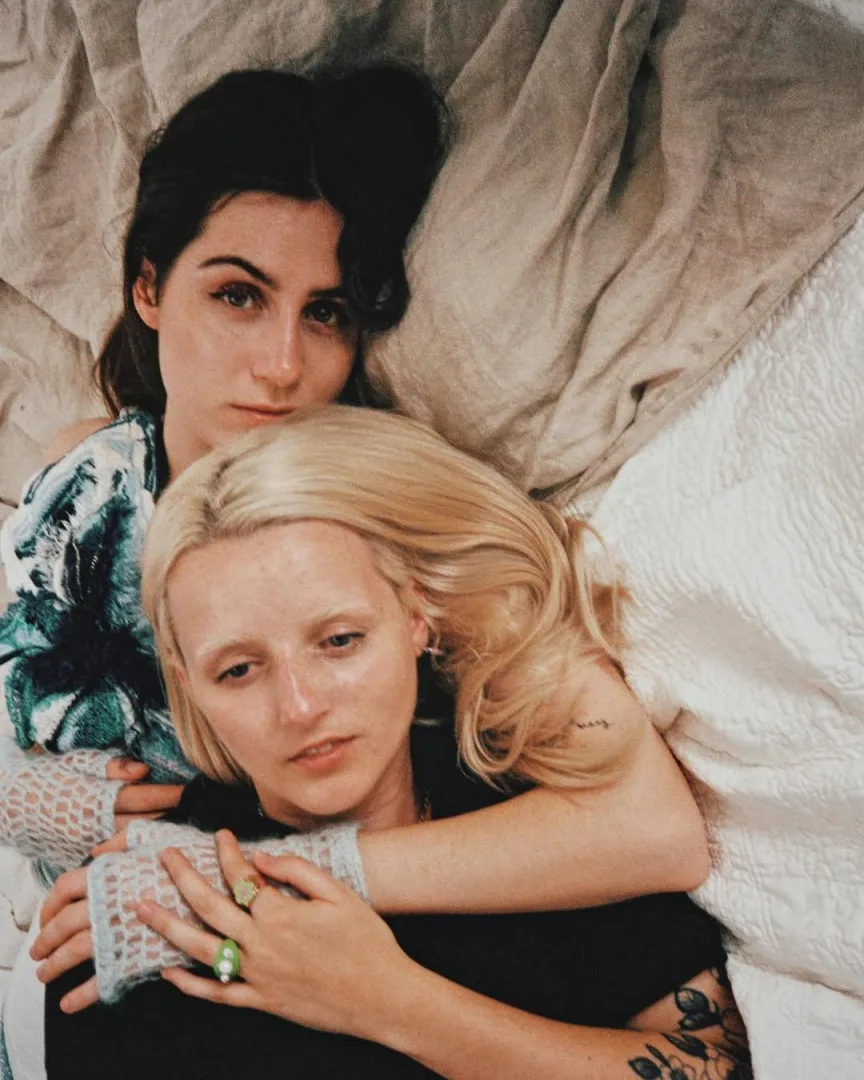 Dodes and Greta posted by ritzy_diver